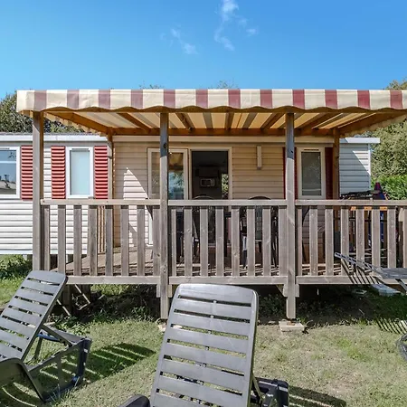 Pet Friendly Stacaravan In 3* Les Mathes