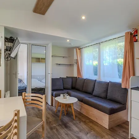 Pet Friendly Stacaravan In 3* Ле-Мат