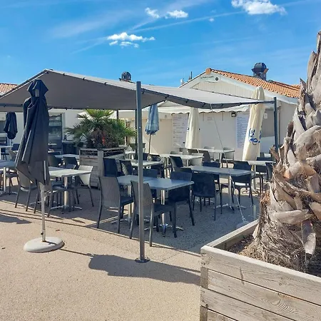 Pet Friendly Stacaravan In 3*