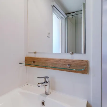 Pet Friendly Stacaravan In Ле-Мат