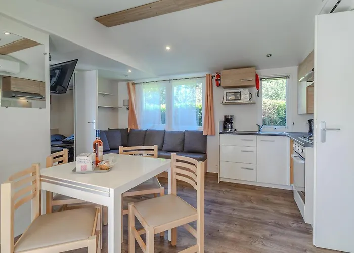 Pet Friendly Stacaravan In