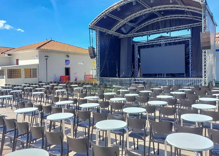 Pet Friendly Stacaravan In 3*